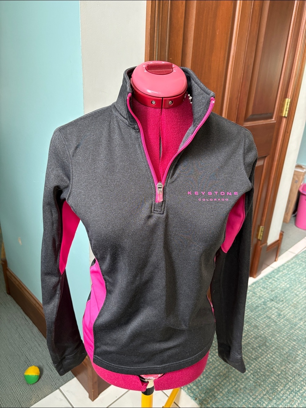 Outfitter Trading Co. Jacket 1/4 zip  Fleece  Charcoal/Pink Accents Sz. S